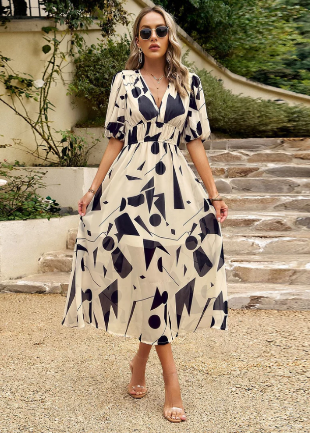 Estrella | Floral Smocked Midi Dress
