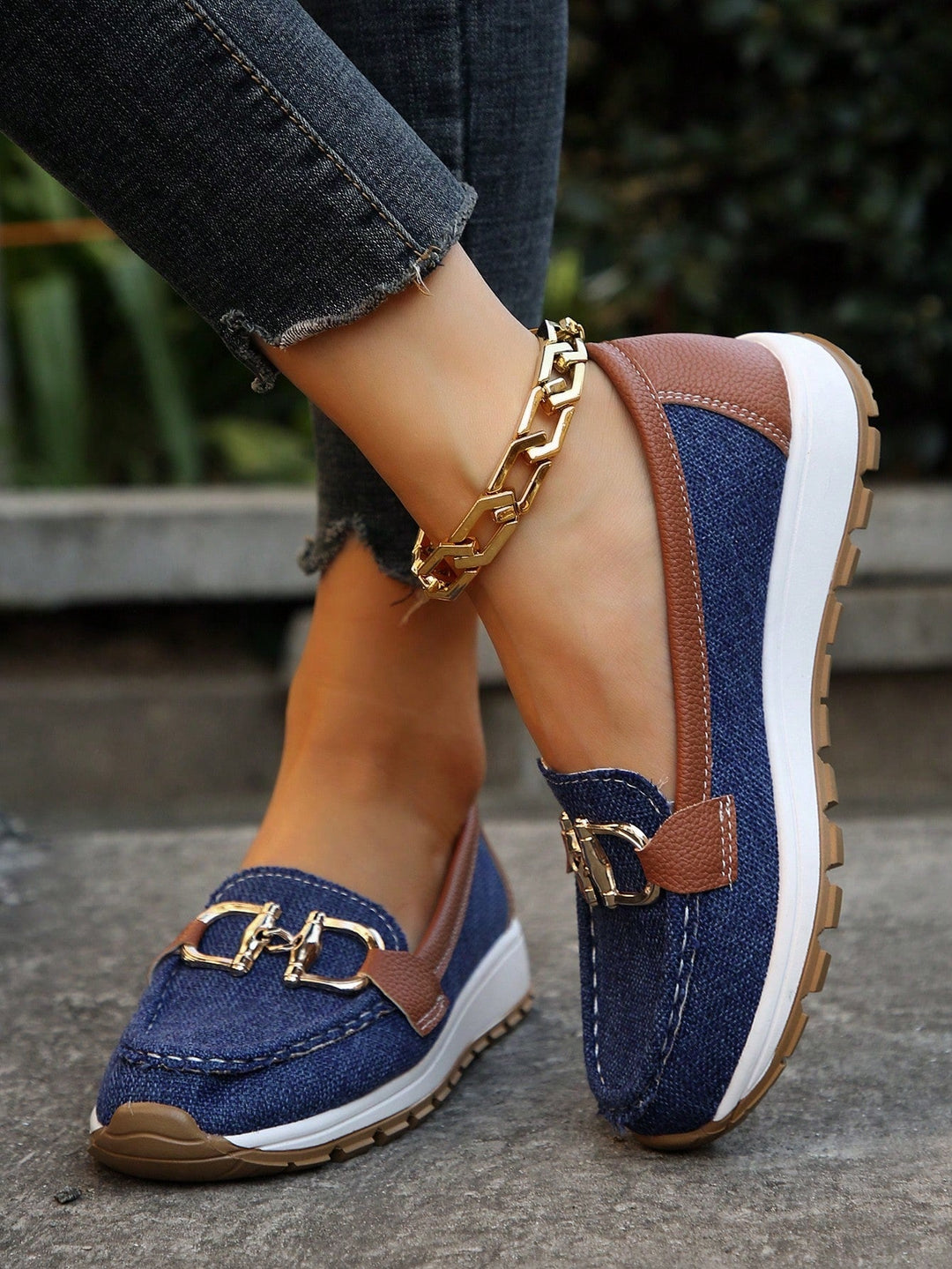 Flat Wedge Buckle Comfort Loafers for Everyday Wear