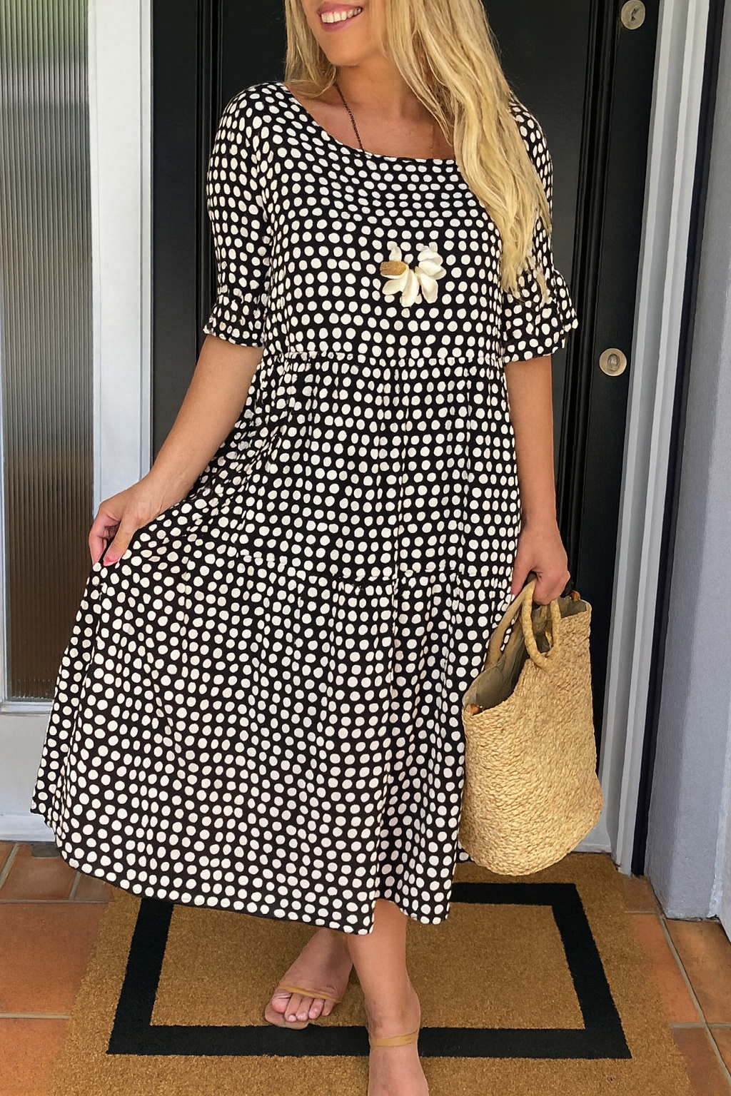 Celene | Short-Sleeve Sable Midi Dress