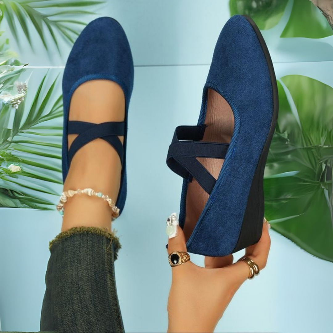 Rovaine | Closed-Toe Wedge Ballerina Shoes
