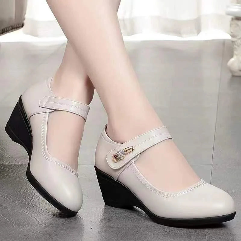 Lyra | Elegant Mid-Heel Comfort Shoes