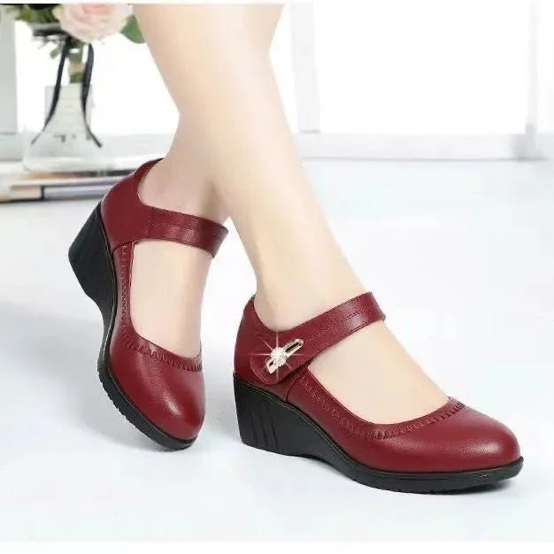 Lyra | Elegant Mid-Heel Comfort Shoes